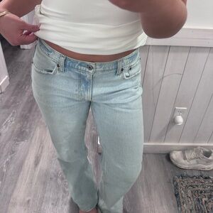 Abercrombie & Fitch Light Wash Low Rise Baggy Jeans